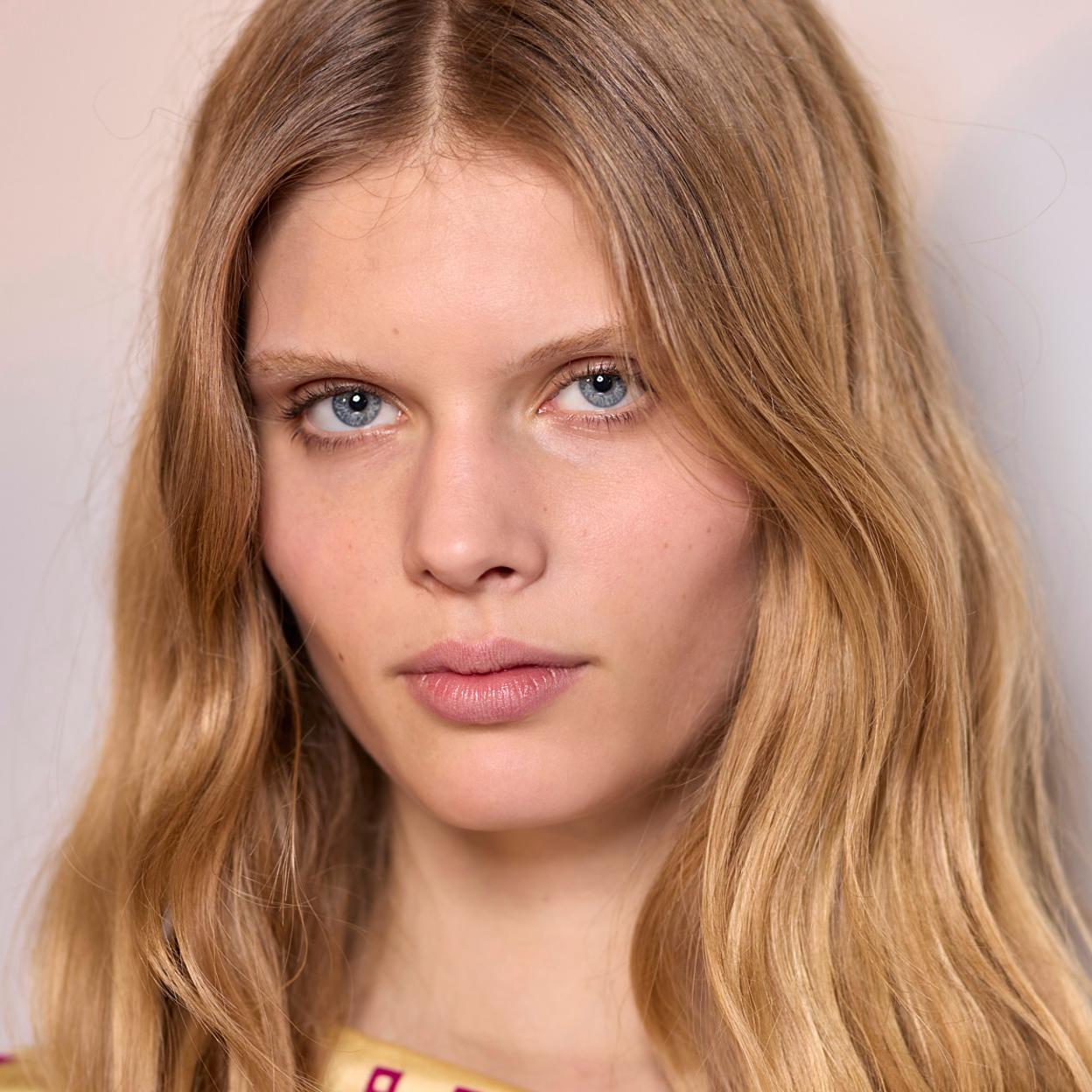 Por qué se caen más las pestañas en verano