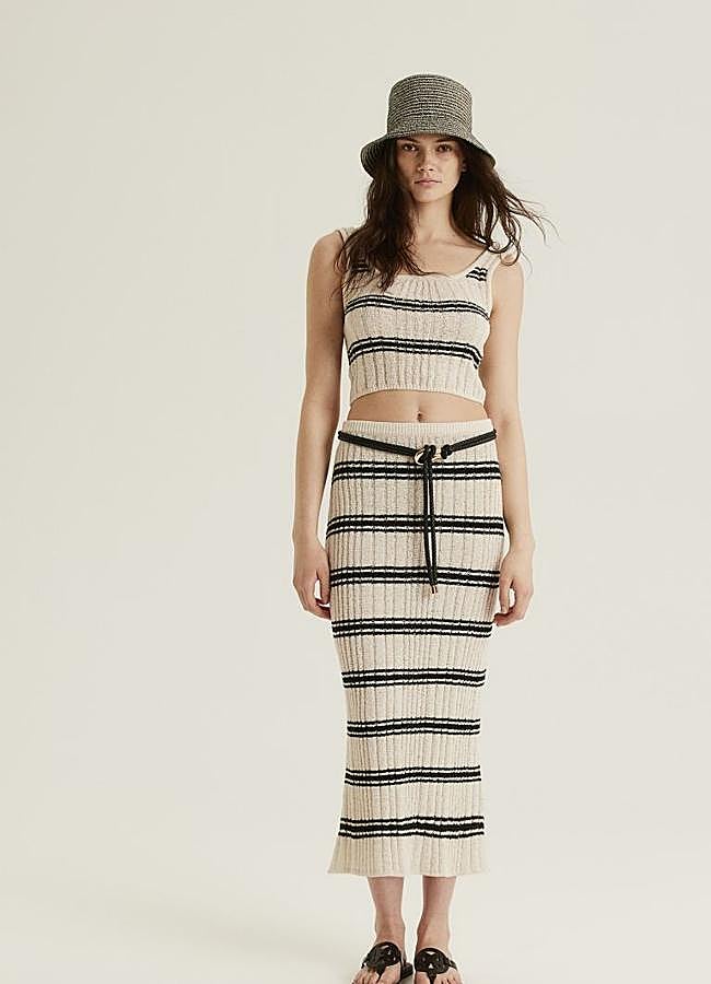 Imagen - Conjunto de rayas de H&M: falda 28,90 euros y top 19,99 euros.