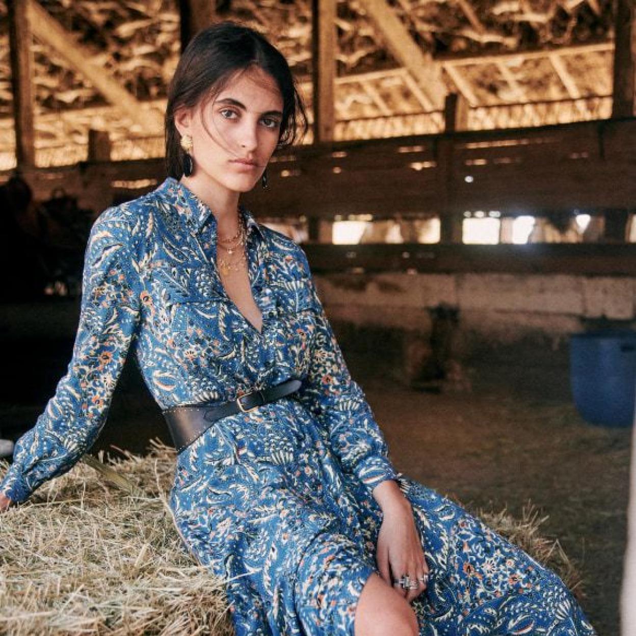 Vestidos de colores, bolsos de rafia y muchas otras novedades que te resolverán todos los looks el verano.