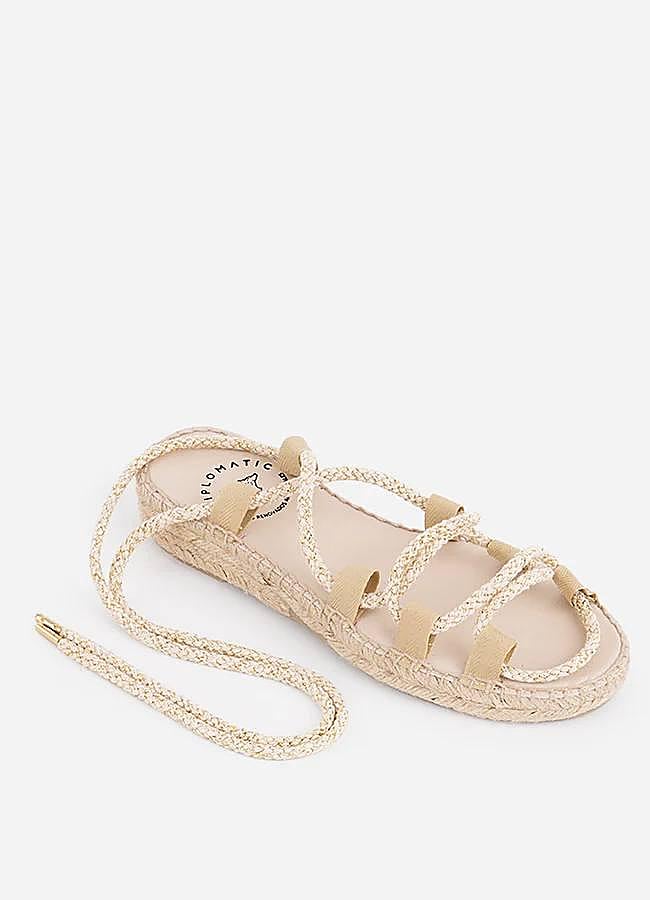 Imagen - Sandalias de rafia atadas