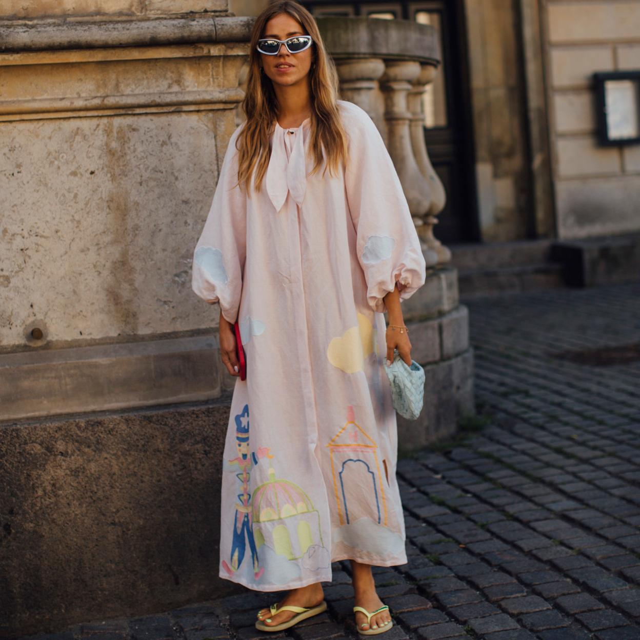 Mango Outlet tiene las chanclas más elegantes de la temporada