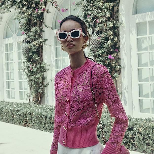 Estas brumas faciales son ideales para verano porque hidratan y refrescan al instante