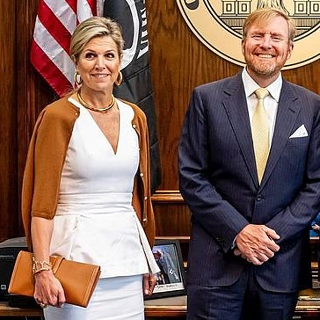 Máxima de Holanda, luciendo el brazalete de Lissi Fracchia. 