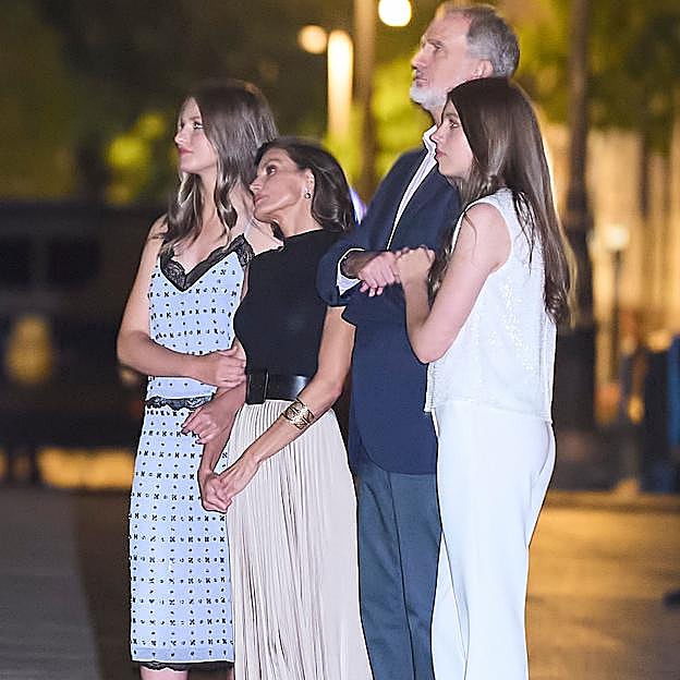 lLa Familia Real disfruta del concierto de Ara Malikian.