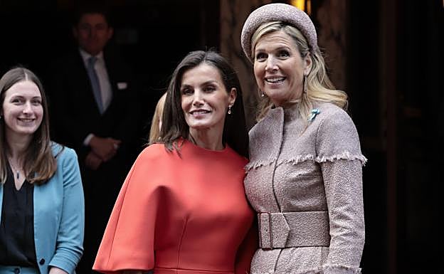 Máxima de Holanda y doña Letizia en su visita a los Países Bajos. 