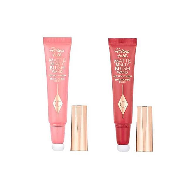 Pillow Talk Matte Beauty Blush Wand de Charlotte Tilbury. Precio: 41,99 euros