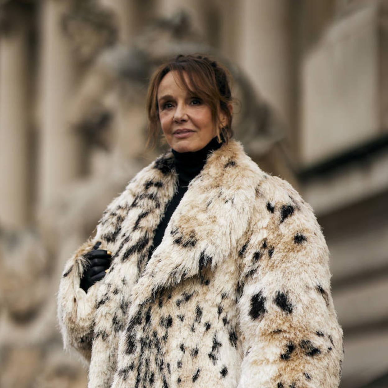 Philippine Leroy-Beaulieu con piel madura de más de 60 años