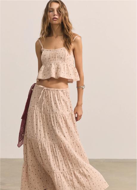 Imagen - Falda estampada de Stradivarius (29,99 euros)