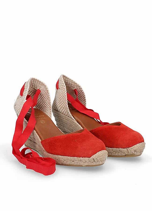 Imagen - Alpargatas rojas con cuñas de yute