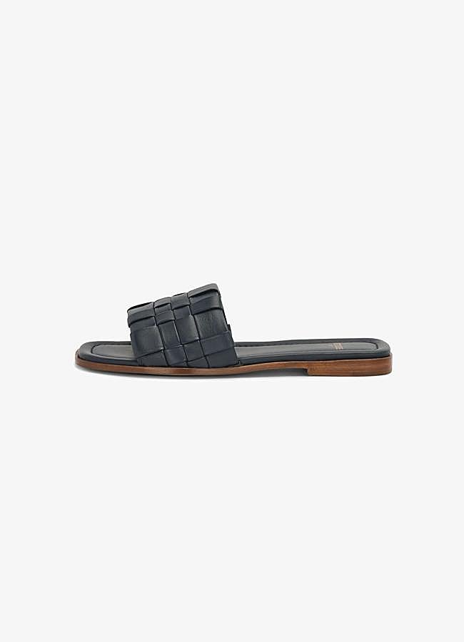 Imagen - Sandalias de piel negras de Lottusse, 245,75 euros.