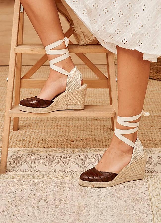 Imagen - Alpargatas de piel con cuña de yute