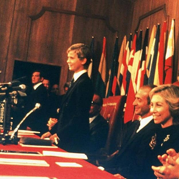 Felipe de Borbón presidió por primera vez los Premios Príncipe de Asturias en 1981