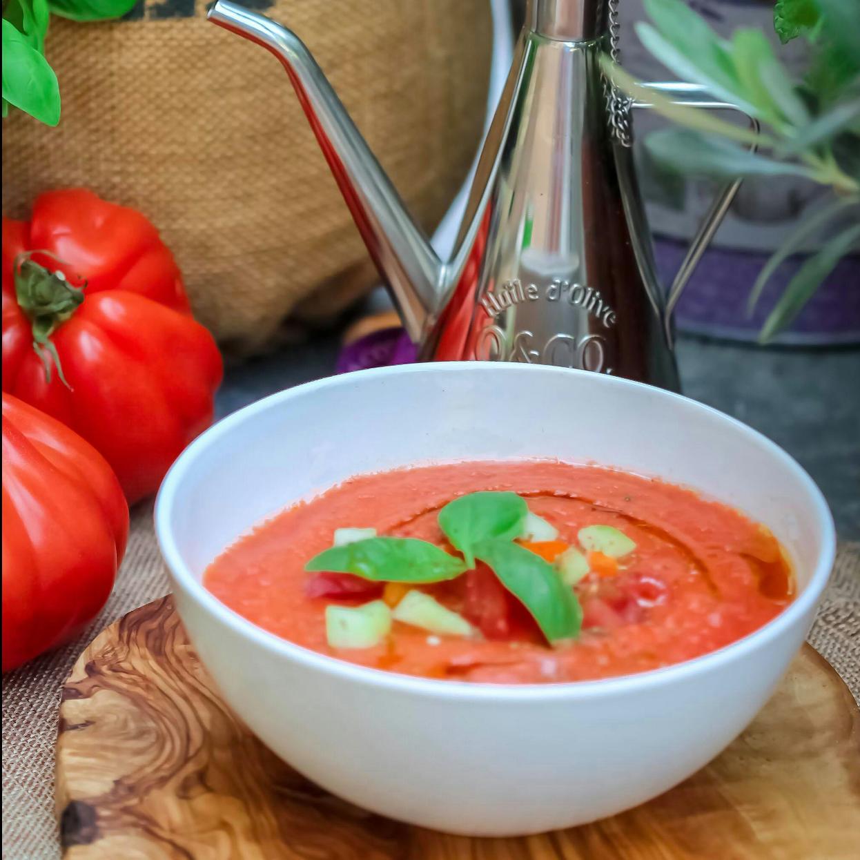 El gazpacho es uno de las preparaciones protagonistas del verano gastronómico en nuestro país.
