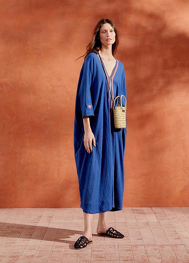 Imagen - Caftán azul de Stella Rittwagen.