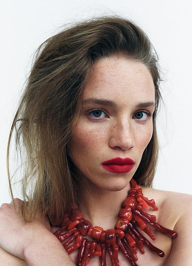 Imagen - Collar efecto coral de Zara.