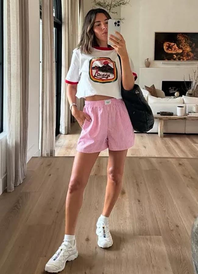 Imagen - Look con zapatillas Salomon (@sivanayla)