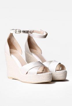 Imagen secundaria 2 - Las alpargatas de Victoria de Suecia son las sandalias más cómodas que puedes llevar en verano