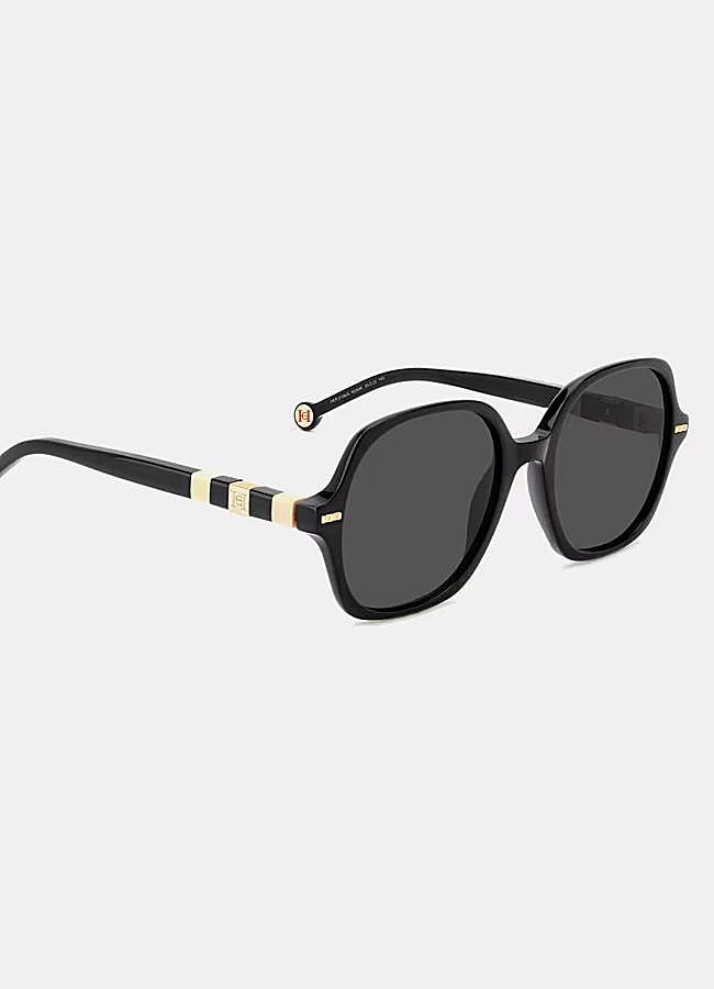 Imagen - Gafas de sol en negro de Carolina Herrera.