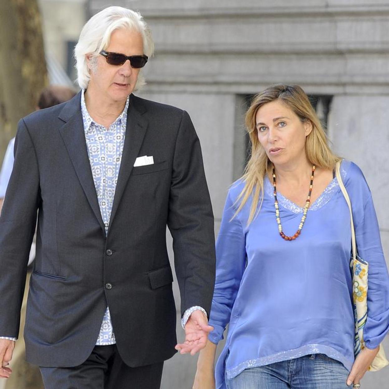 Jacobo Martínez de Irujo y la periodista Inka Martí. 