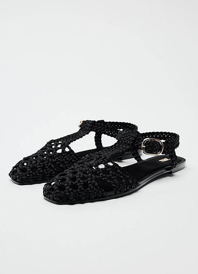 Imagen - Sandalias planas tipo cangrejeras de crochet