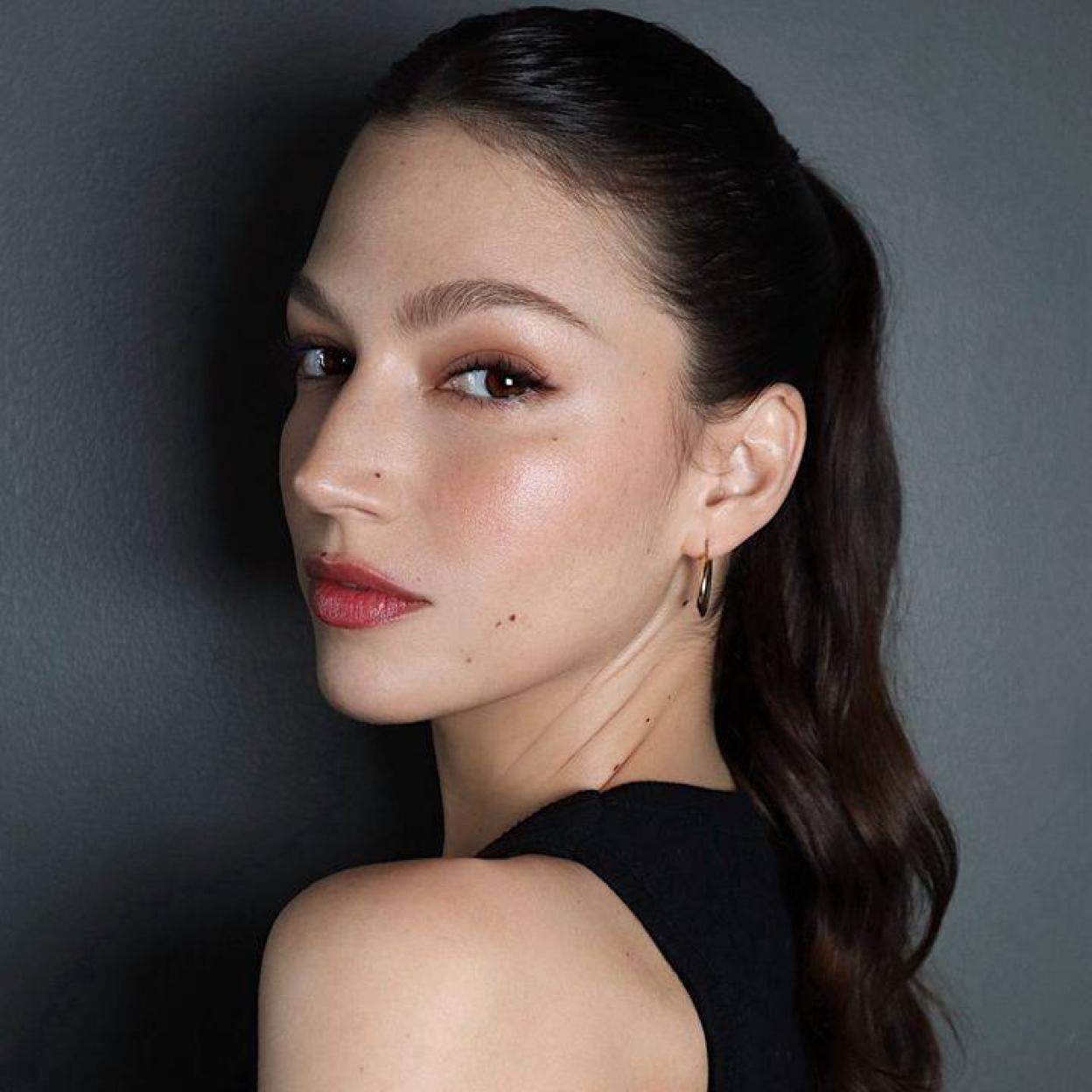 Úrsula Corberó con piel luminosa y firme