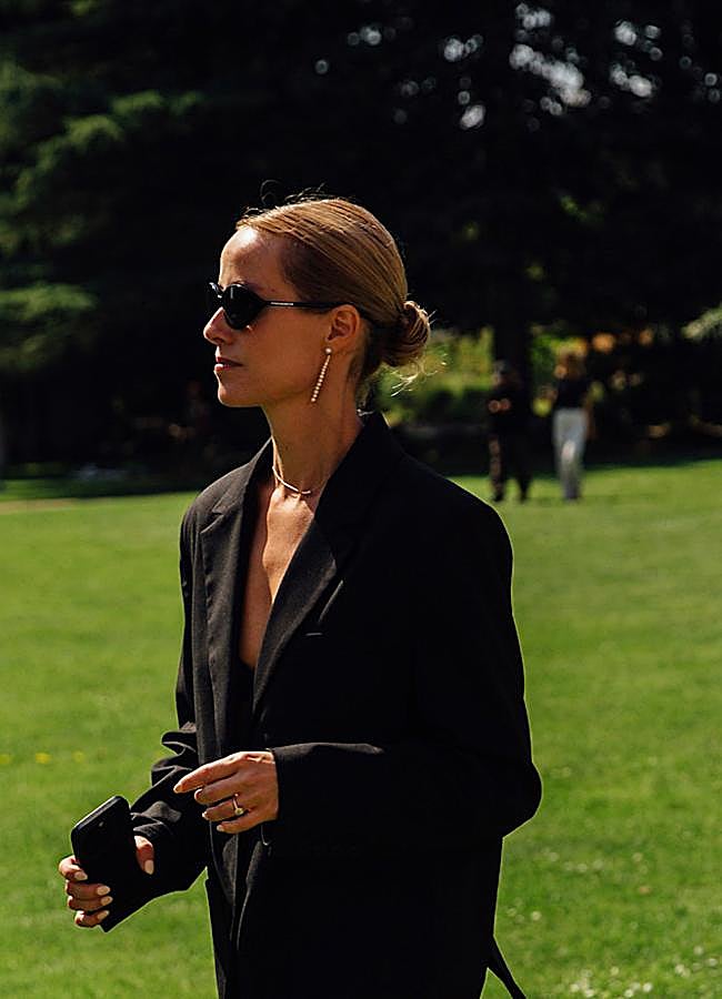 Imagen - Recogido con moño bajo. Foto: launchmetrics spotlight