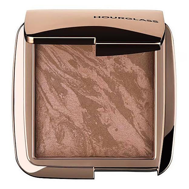 Ambient Lighting Bronzer de Hourglass. Precio: 59,99 euros