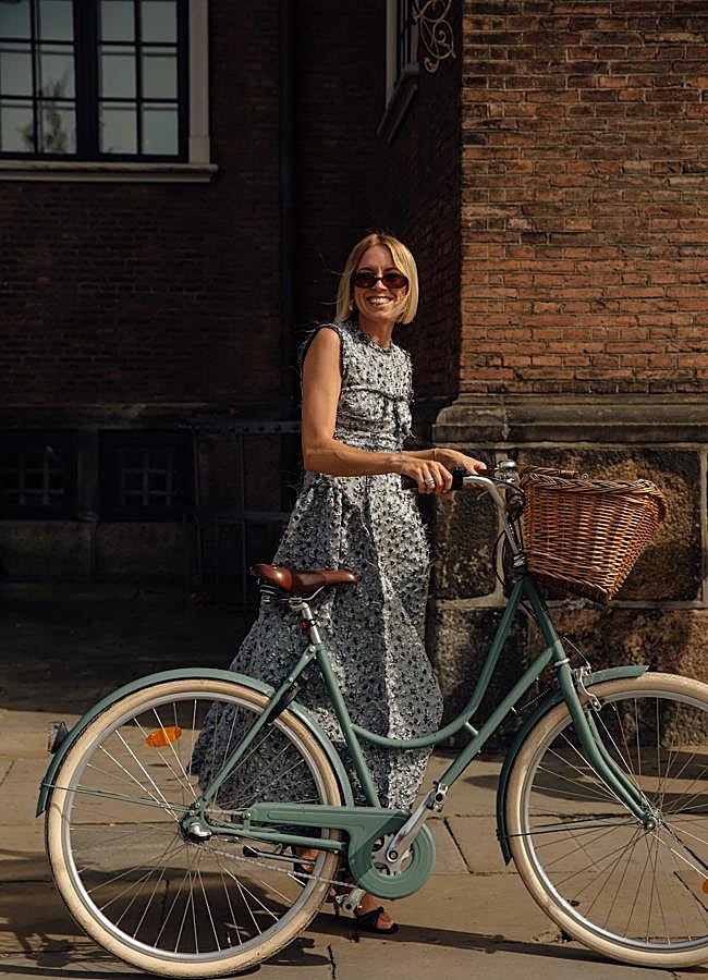 Imagen - Look con vestido floral. Foto: Launchmetrics spotlight