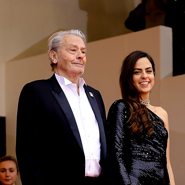 Alain Delon junto a su hija Anouchka. 
