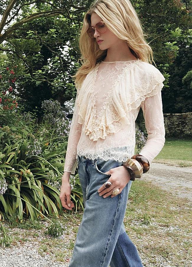 Imagen - Camisa romántica con encaje de Zara.