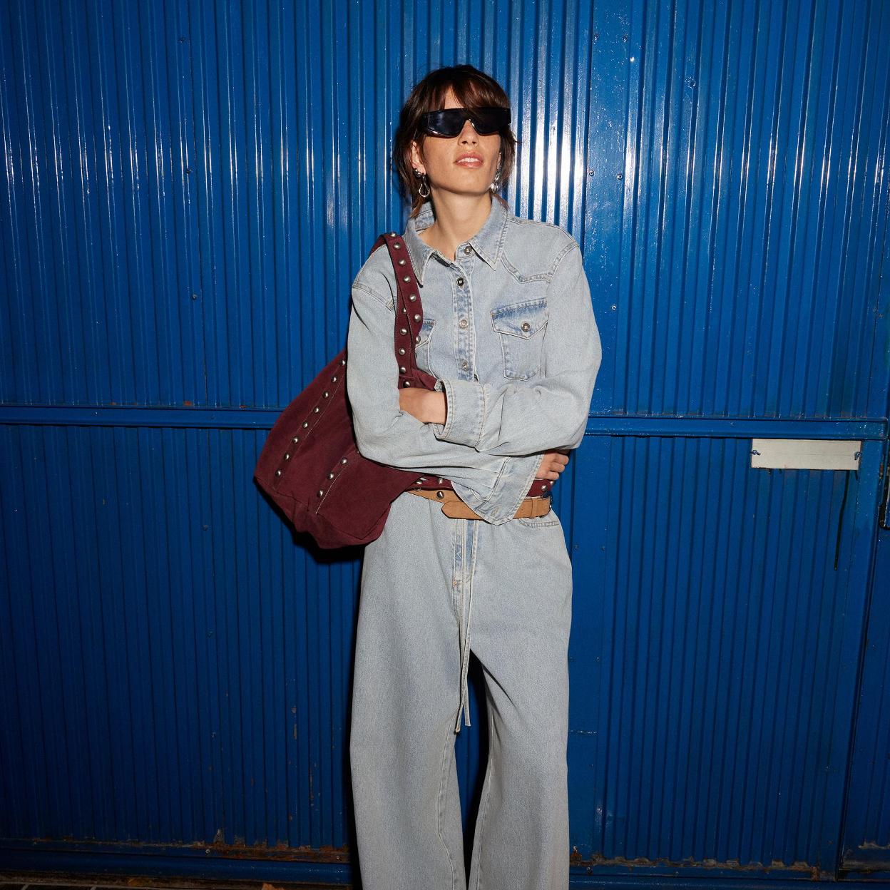 Un look con el bolso suede de Parfois.