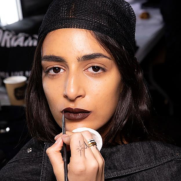 Labiales burgundy: así son los pintalabios que más usarás este otoño