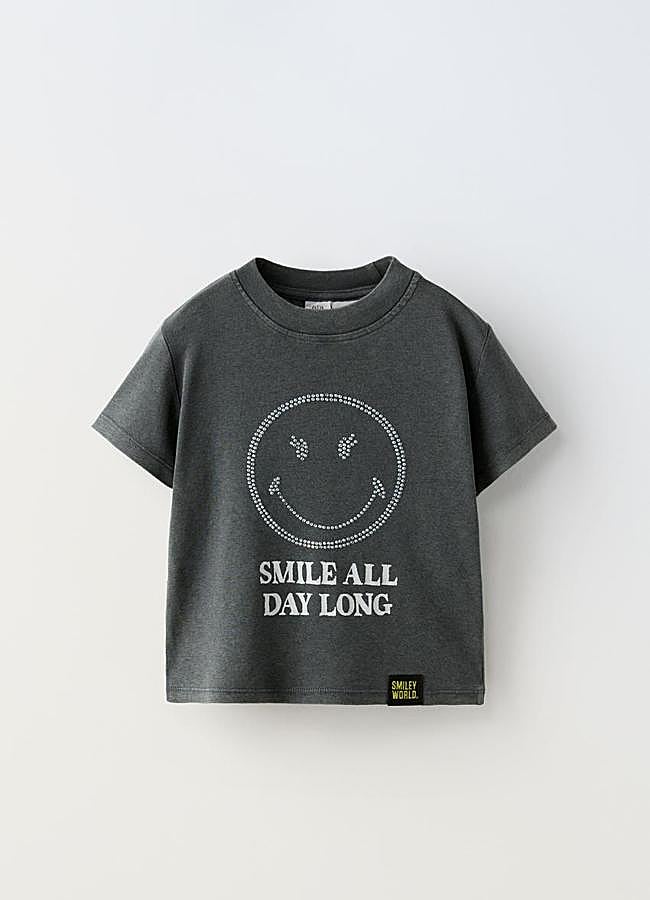 Imagen - Camiseta en gris con mensaje de Zara Kids.