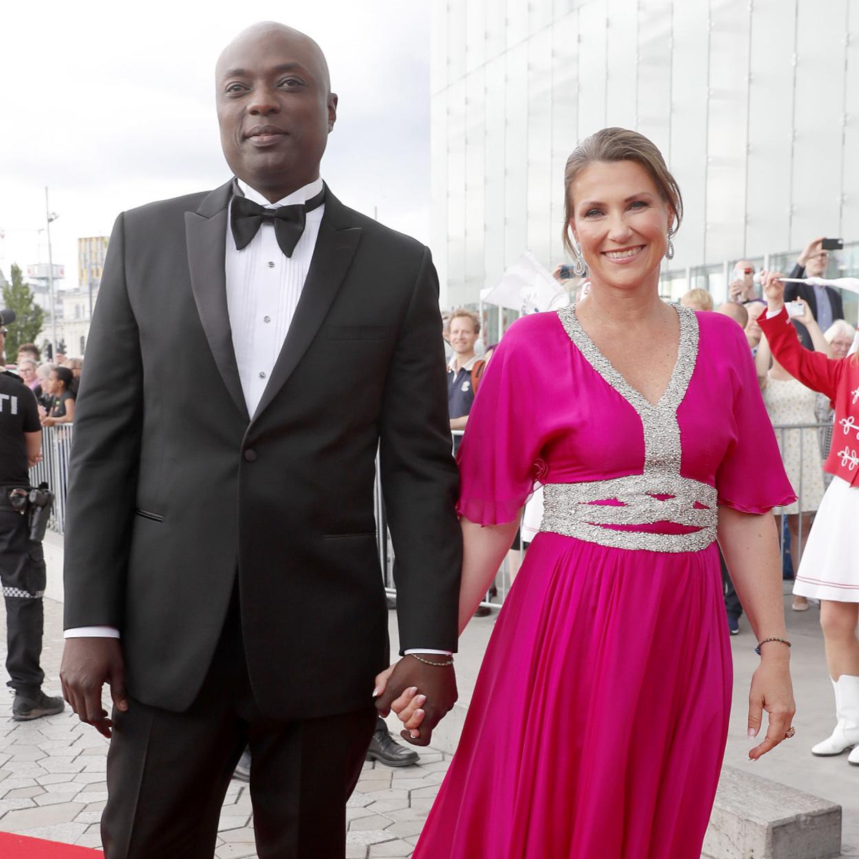 Marta Luisa de Noruega y el chamán Durek Verrett.