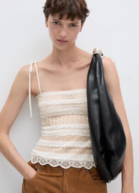 Imagen - Top blanco de Mango (29,99 euros)