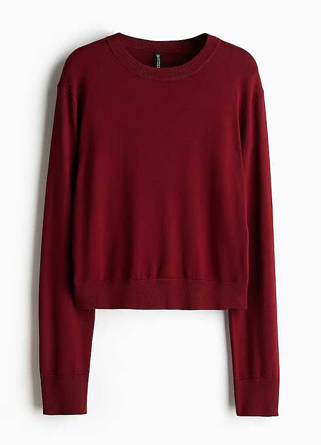Imagen - Jersey corto en punto fino de color burdeos de H&M (15,99€)