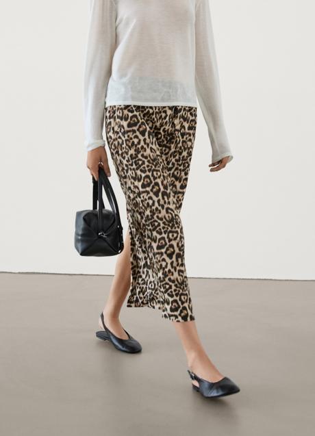 Imagen - Falda midi de Massimo Dutti (59,95 euros)