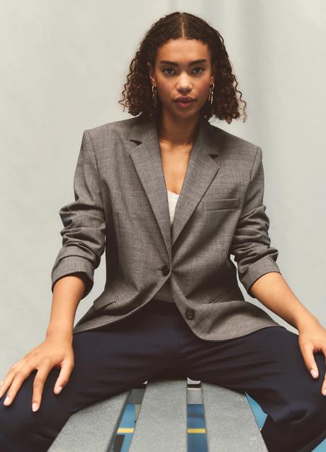 Imagen - Americana gris de Stradivarius (39,99 euros)