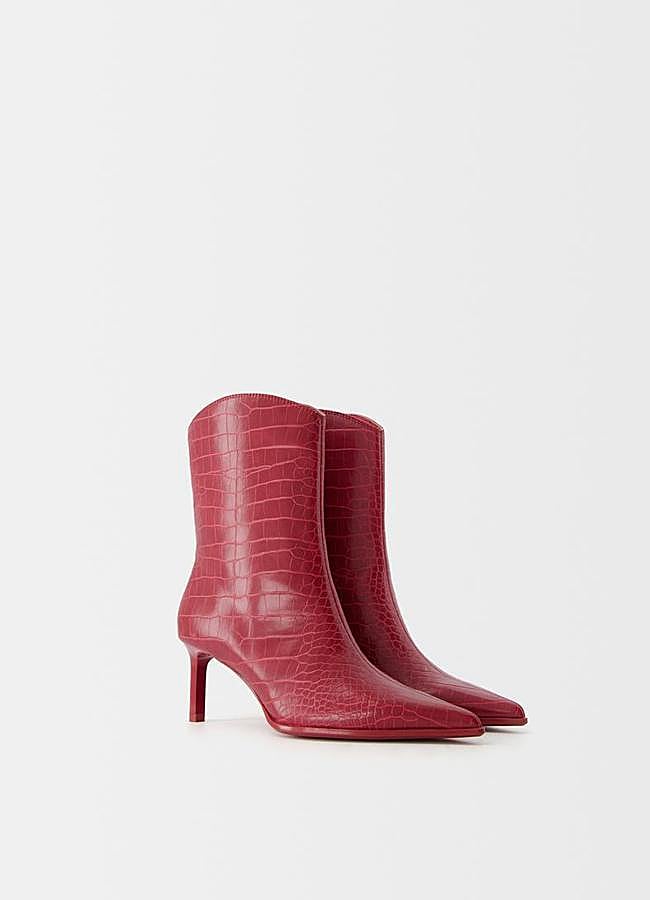 Imagen - Botines en rojo de Bershka.