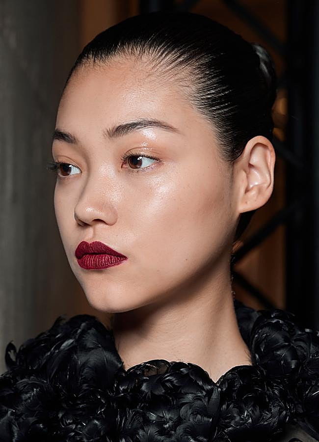 Imagen - Labios en color cereza. Foto: Launchmetrics spotlight