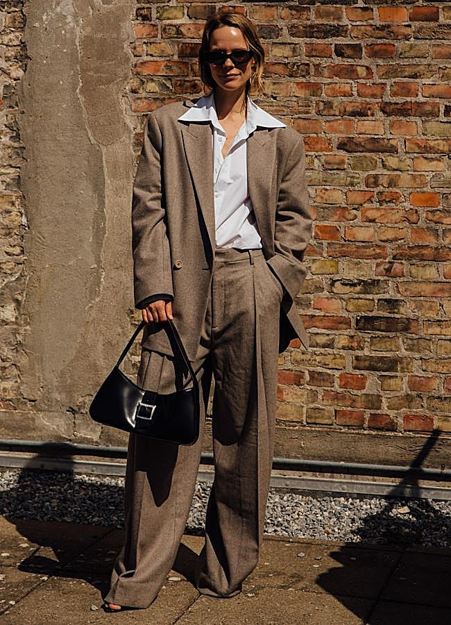 Imagen - Look con blazer otoño 2024 (SPOTLIGHT LAUNCHMETRICS)