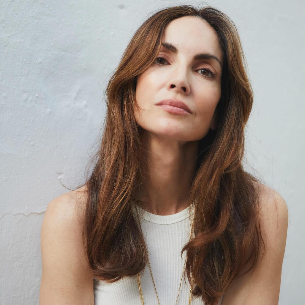 Eugenia Silva con el pelo largo.