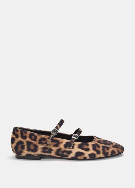 Imagen - Zapatos estampados de Pull & Bear (25,99 euros)