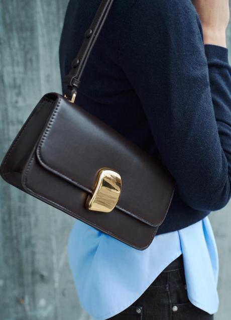 Imagen - Bolso negro de Zara (29,99 euros)