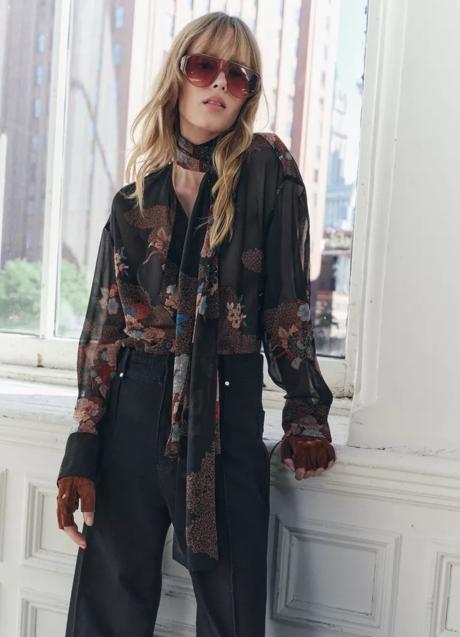 Imagen - Blusa estampada de Zara (29,99 euros)