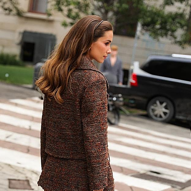 Así es el paso a paso del peinado demure que querrás hacerte este otoño