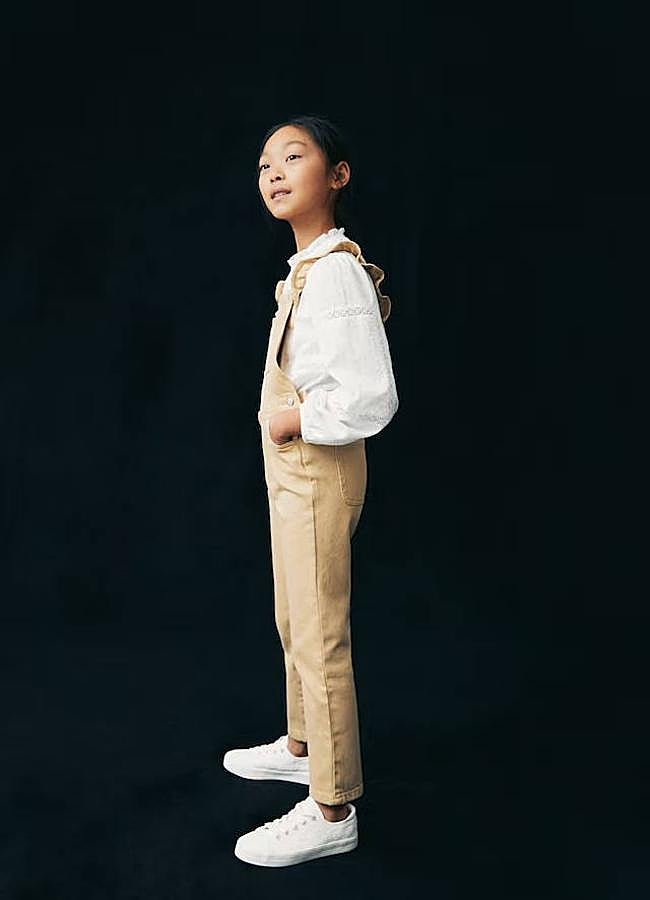 Imagen - Peto de niña con detalles de volantes