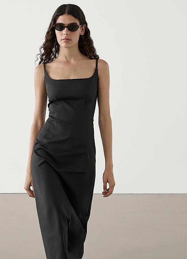 Imagen - Vestido midi de tubo negro