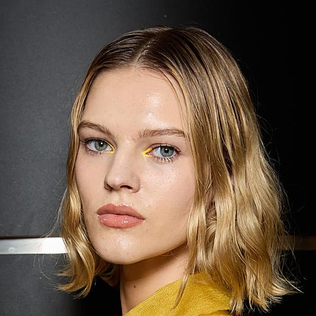 Me he vuelto adicta a los correctores en formato sérum que disimulan imperfecciones e hidratan la ojera