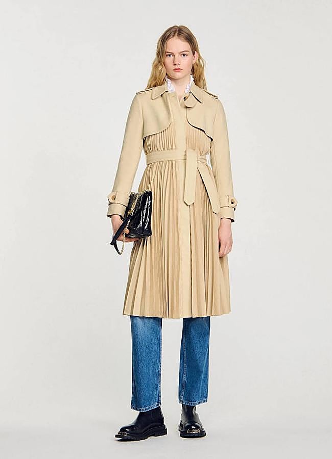 Imagen - Gabardina en tejido plisado